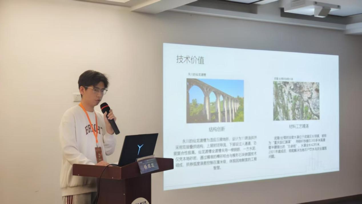 e9ee97d81bf1a18ff1b4bcebffa0814e