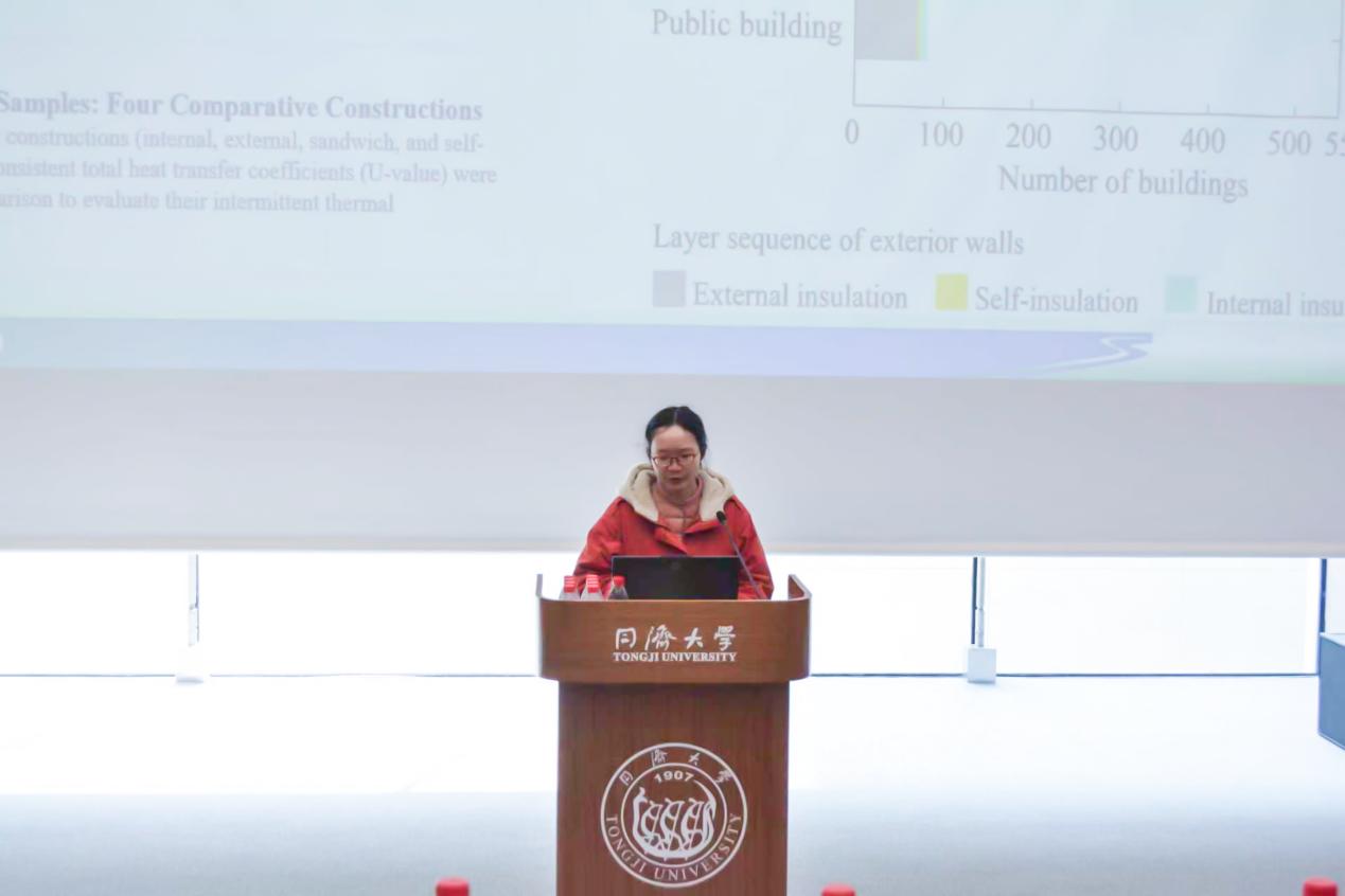 b20c473f7d28718a17a11ef754a2451