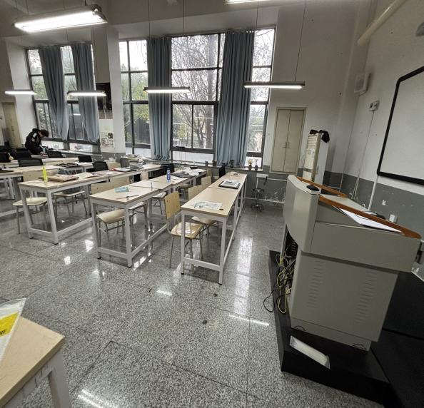 e90d3e3eb3f2d5cc446ae7df34e676f9